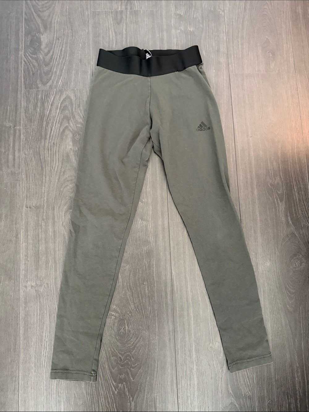 Adidas - Olive Green Leggings with Black Waistband